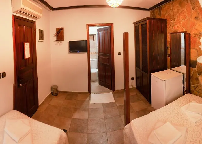 Couette-café Bagban 3*